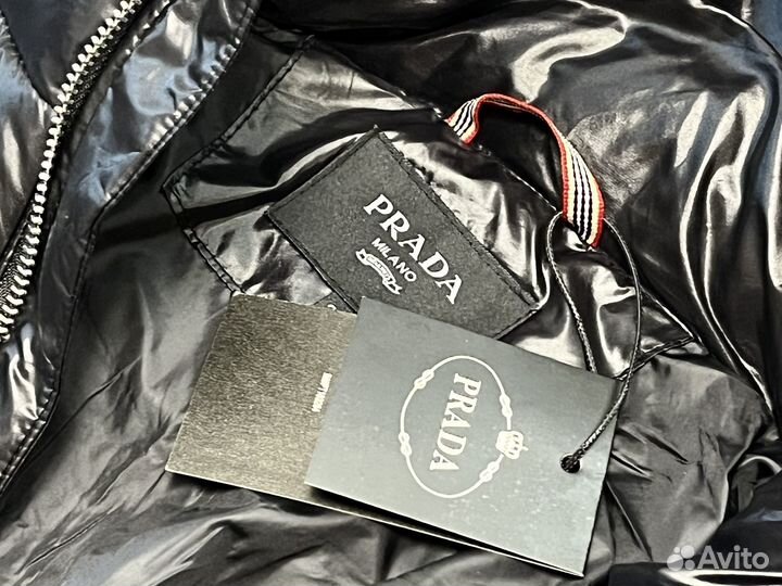 Зимняя куртка Prada