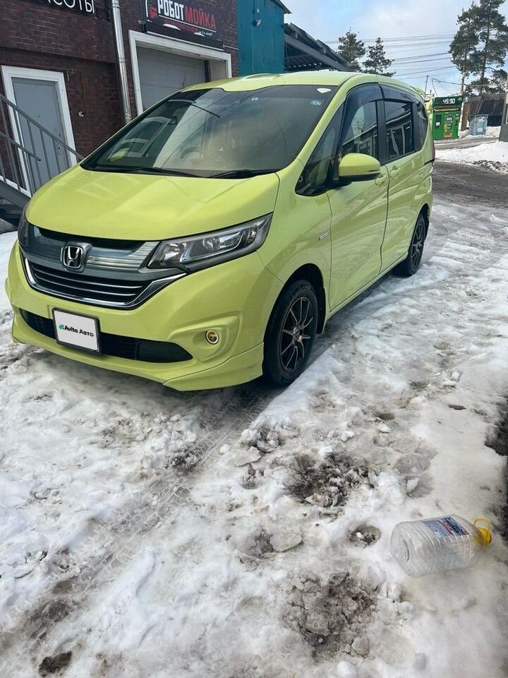 Honda Freed: фото владельца