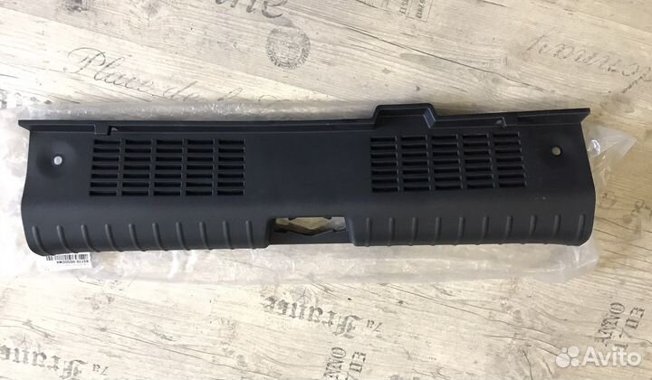 Накладка замка багажника Kia Rio 4 X-Line