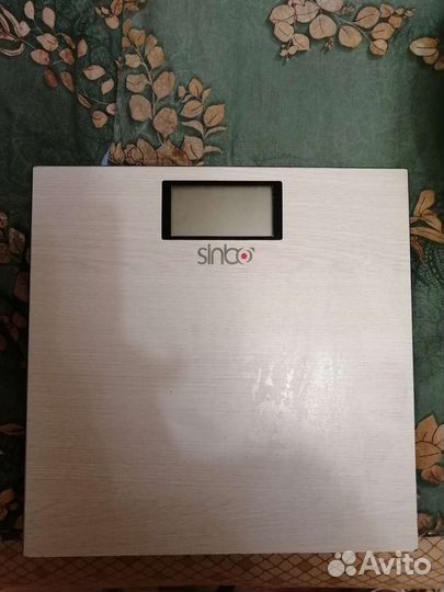 Весы напольные электронные бу