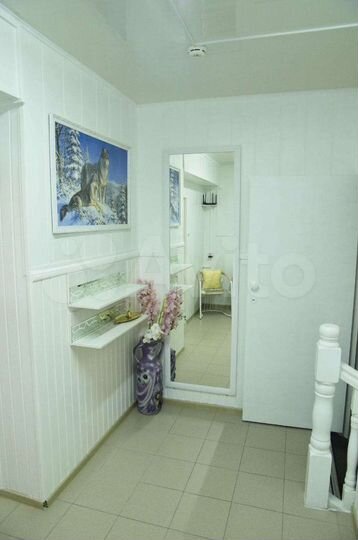 3-к. квартира, 100 м², 2/5 эт.