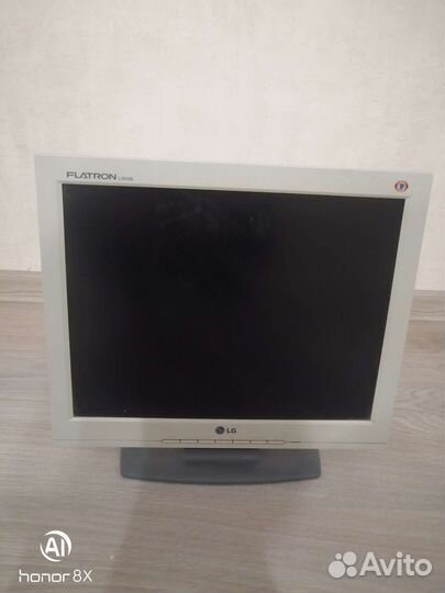 Монитор LG для пк