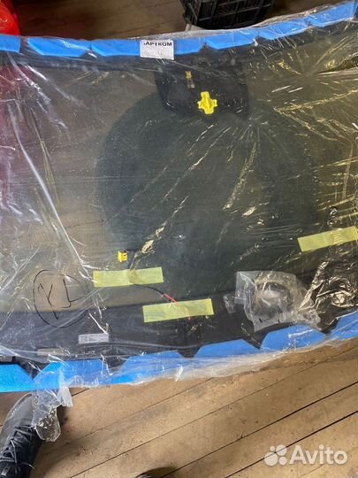 Б/У A2236700501 Стекло ветровое