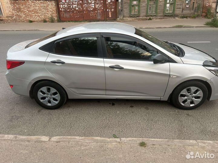 Hyundai Solaris 1.4 AT, 2016, 275 143 км