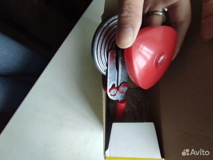 Машинка закаточная для домашнего консервирования