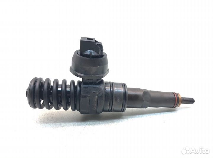 Форсунка Volkswagen Golf 5 1.9 TDI 2008