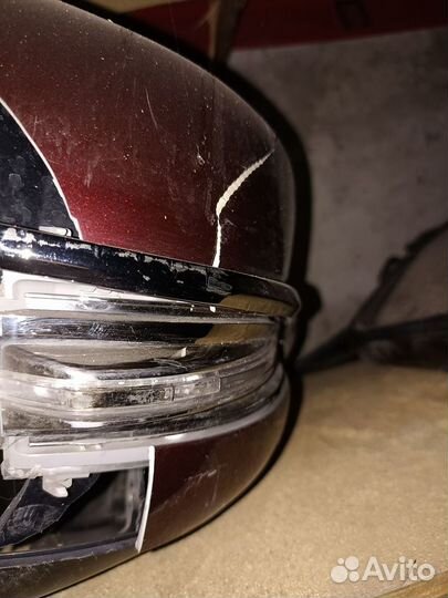 Правое зеркало Lexus GX 460