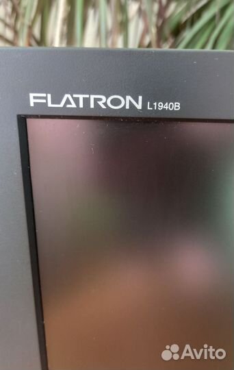 Монитор LG flatron L1940B