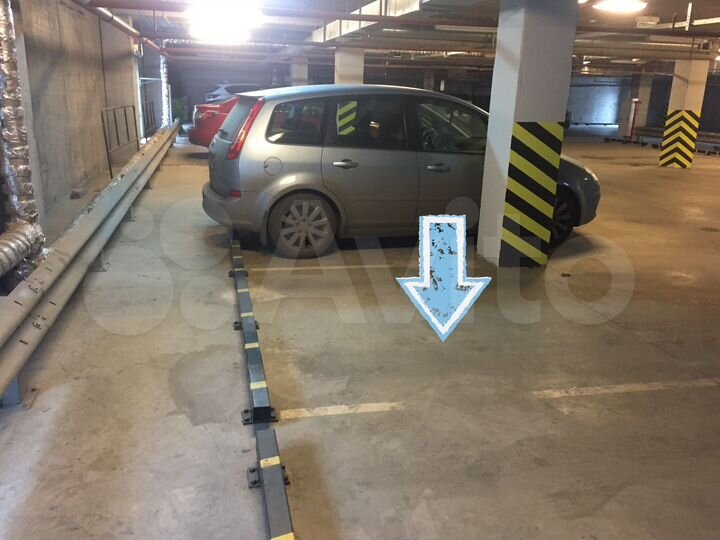Машиноместо, 12 м²