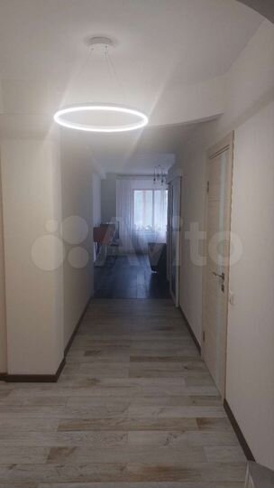 4-к. квартира, 107 м², 3/20 эт.