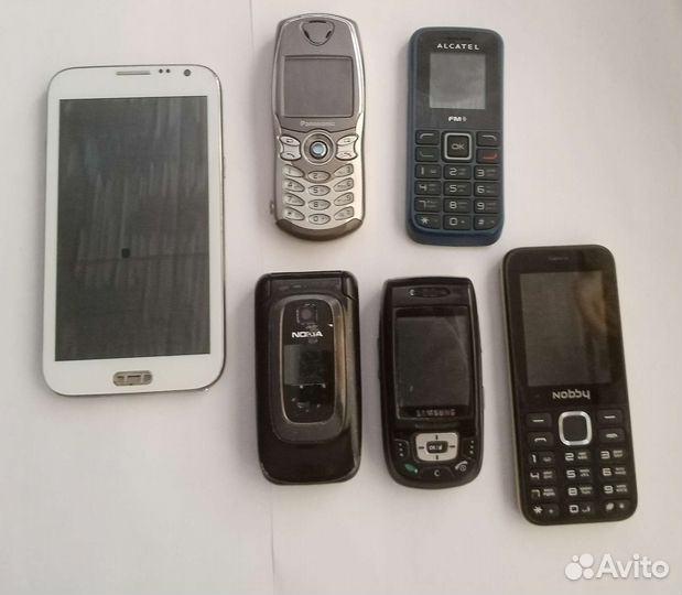 Мобильные телефоны б/у