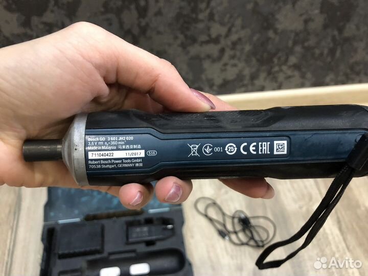Аккумуляторная отвертка bosch go kit