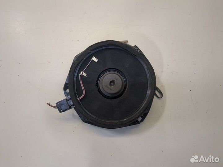 Сабвуфер Audi A8 (D3), 2007