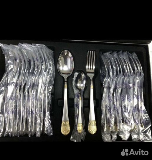 Набор столовых приборов на 12 персон, новый