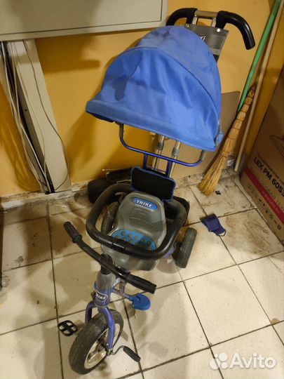 Детский велосипед с родительской ручкой