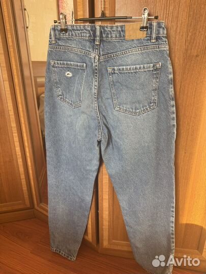 Джинсы женские mom 42