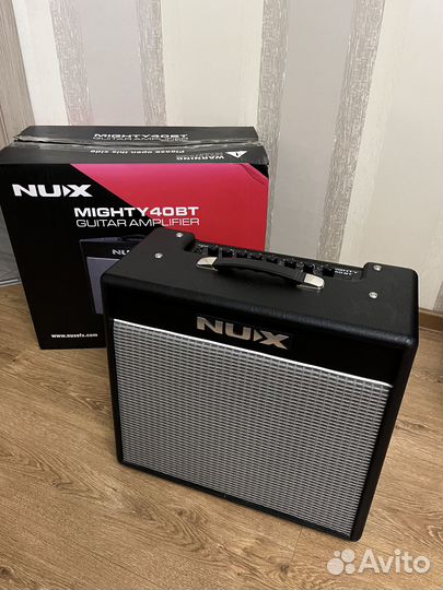 NUX Mighty40BT гитарный комбоусилитель / комбик