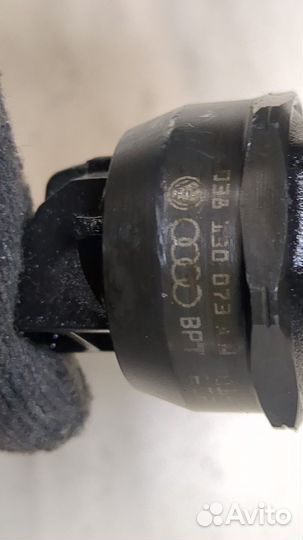 Форсунка топливная Volkswagen Passat 5, 2002