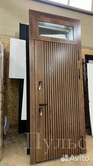 Дверь с терморазрывом и стеклопакетом