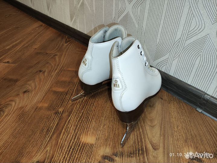 Фигурные коньки wifa 32