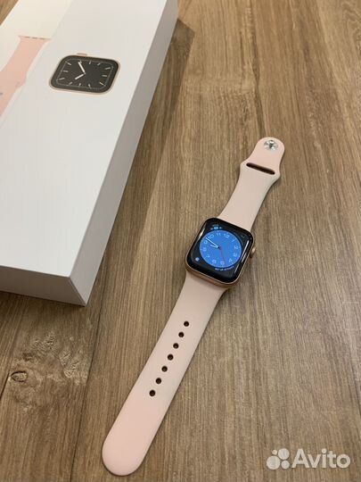 Часы apple Watch 5 40 mm
