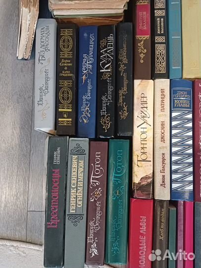 Книги российских и зарубежных авторов