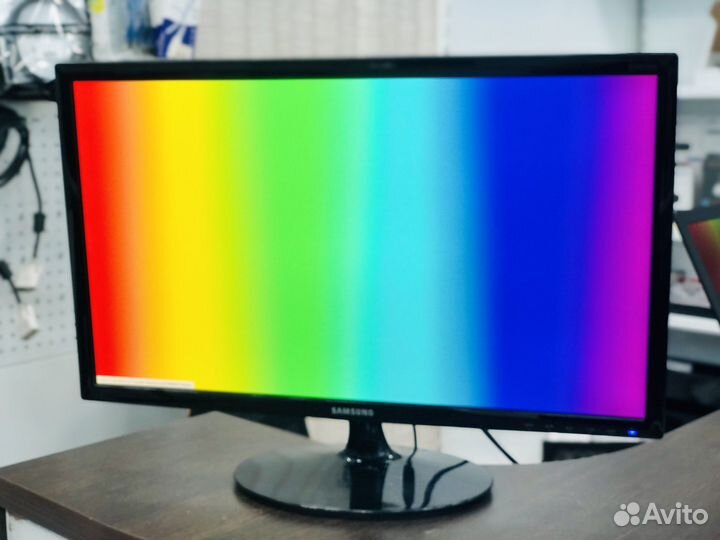 Монитор Samsung S24D300H/FHD/TN/75Гц/HDMi/Гарантия