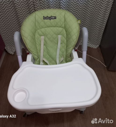 Стул для кормления