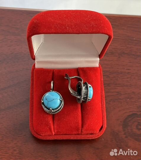 Серьги с натуральной бирюзой