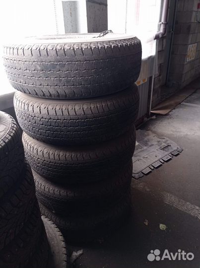Bridgestone Dueler H/T D840 265/70 R16