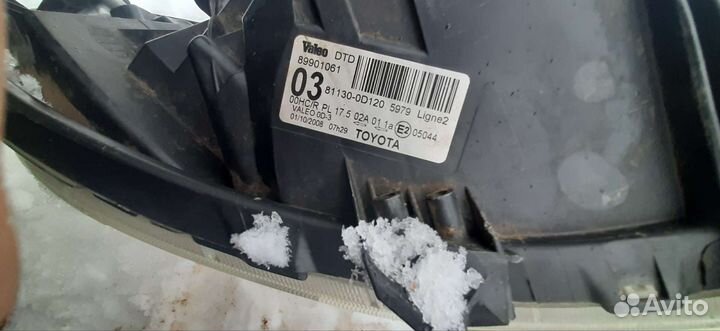 Фара toyota yaris 2008г