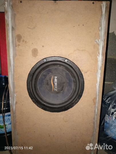 Сабвуфер с усилителем