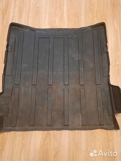 Коврик в багажник Nissan pathfinder