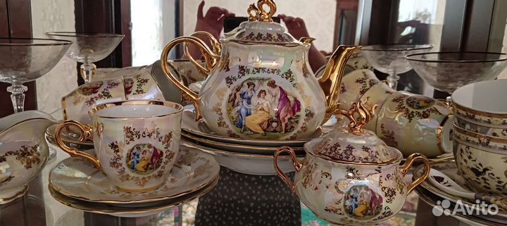 Столовый сервиз новый