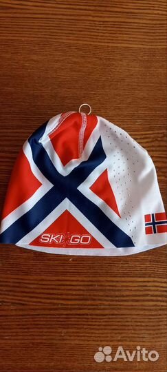 Женская спортивная шапка Skigo