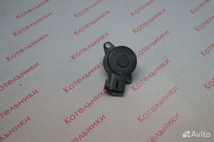 Nissan 23781-5U001 Клапан холостого хода