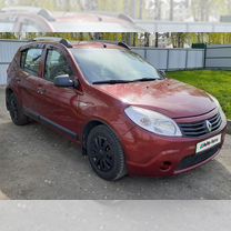 Renault Sandero 1.6 MT, 2011, 242 000 км, с пробегом, цена 605 000 руб.