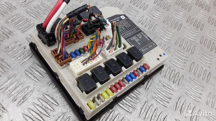 Блок комфорта Nissan Navara