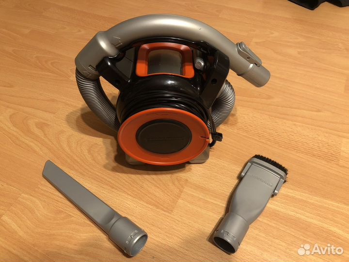 Автомобильный пылесос black decker
