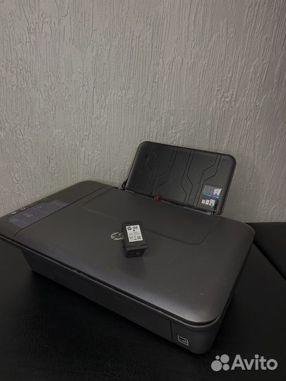 Принтер HP Deskjet 2050
