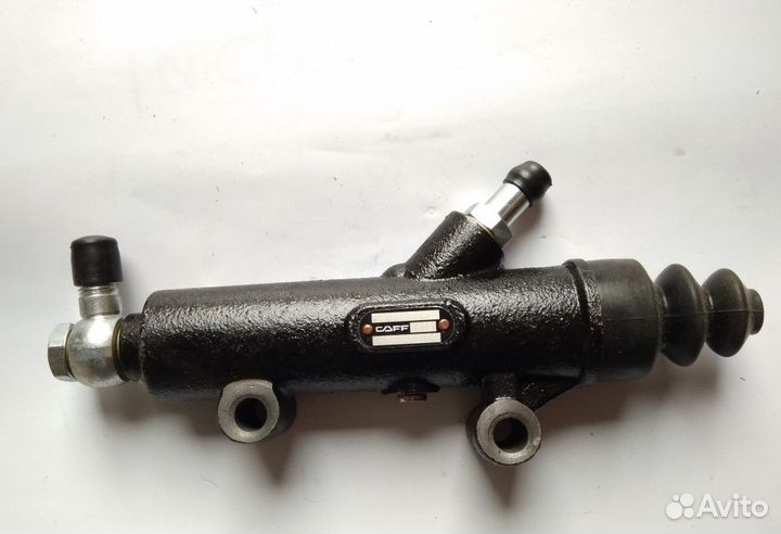 Цилиндр сцепления 803000721 на автокран xcmg