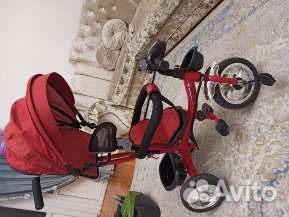 Прогулочная коляска