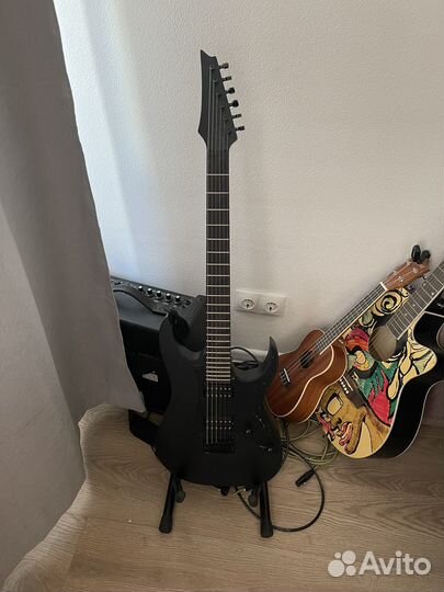 Электро гитара ibanez +комбик fender mustang