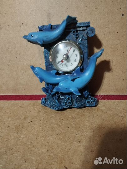 Часы настенные и настольные