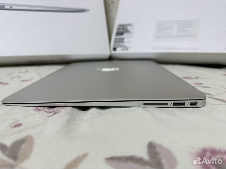 Apple MacBook Air 13 early 2015