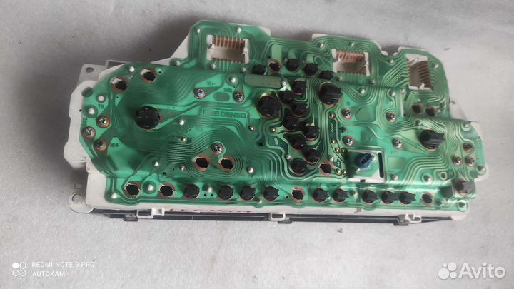 Щиток приборов Mitsubishi Legnum