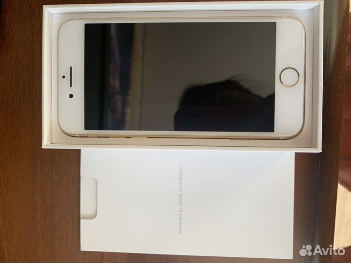 Телефон iPhone