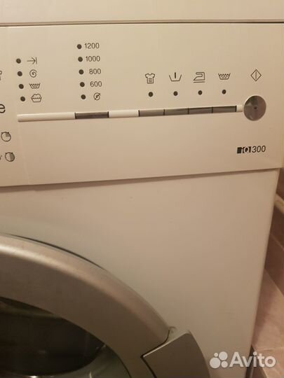Продам стиральную машину