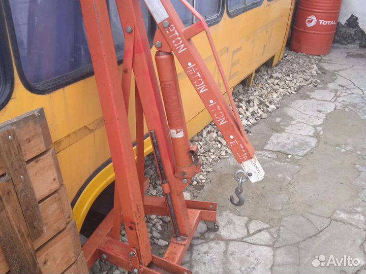 Кран подкатной