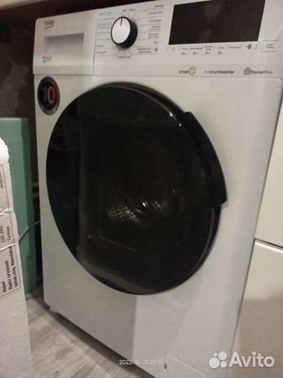 Стиральная машина с сушкой Beko WDB7425R2W